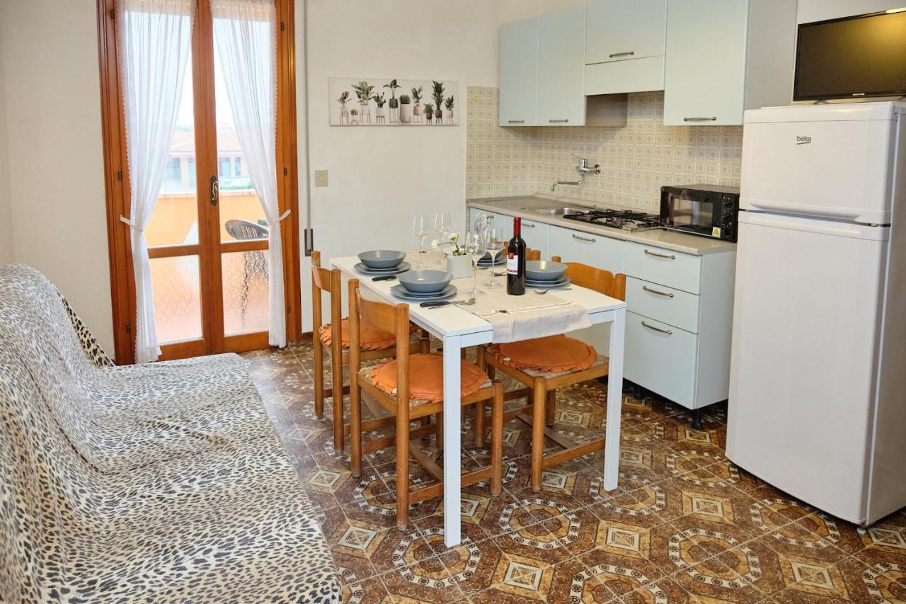 Peaceful Flat With Direct Beach Access Beahost Розолина-Маре Экстерьер фото