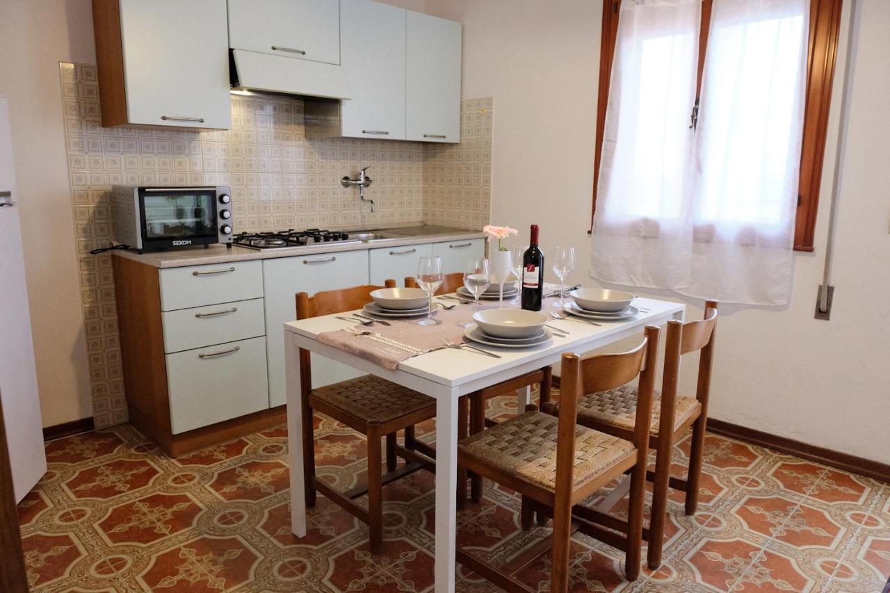 Peaceful Flat With Direct Beach Access Beahost Розолина-Маре Экстерьер фото